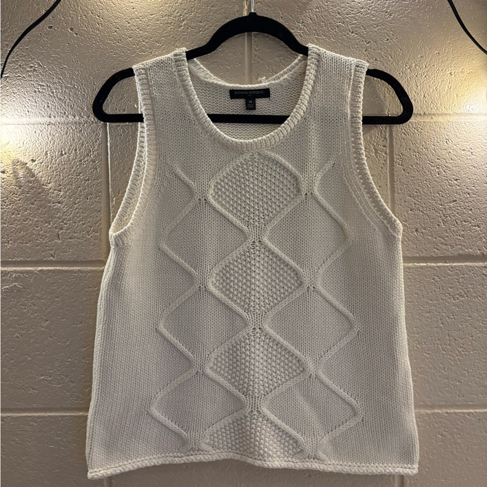Banana Republic Women's Cream Cable-knit Sweater Vest